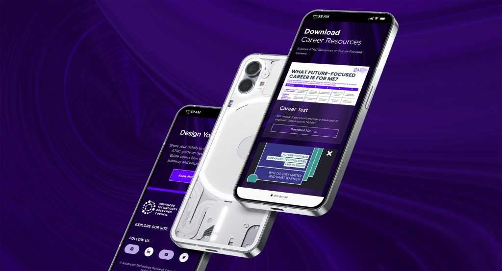 Dark mode bilingual portal with sector navigation